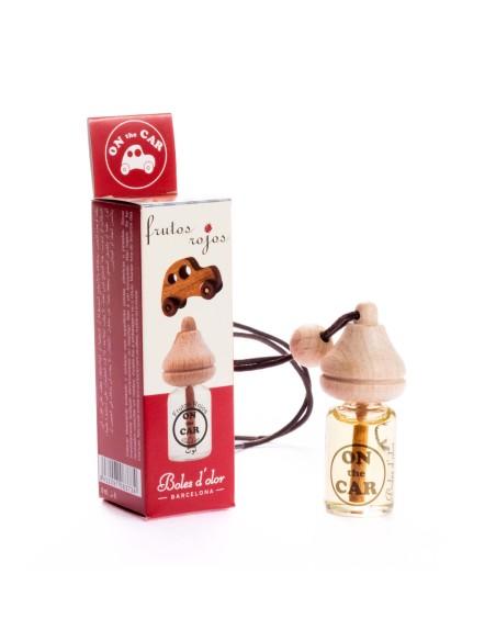 ON THE CAR FRUTOS ROJOS