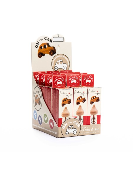 ON THE CAR FRUTOS ROJOS